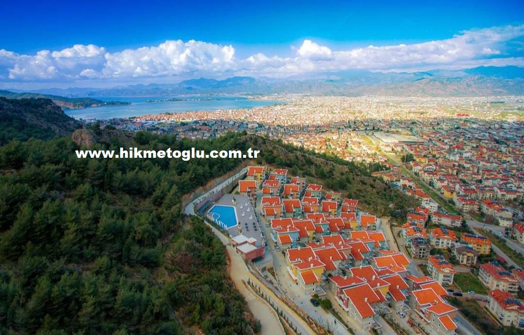 FETHİYE'DE SATILIK ÇOK GÜZEL KONUMDA SİTE İÇİ DAİRE