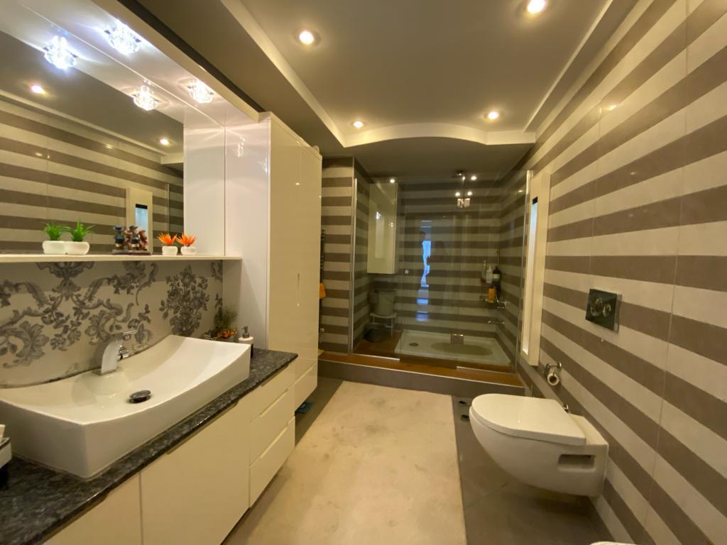 YENİŞEHİR'DE  ULTRA LÜKS 4+1 SATILIK DAİRE
