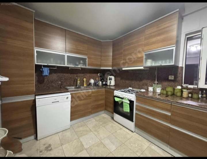 HİKMETOĞLU GAYRİMENKUL'DEN İNÖNÜ CADDESİNDE 3+1  SATILIK DAİRE 