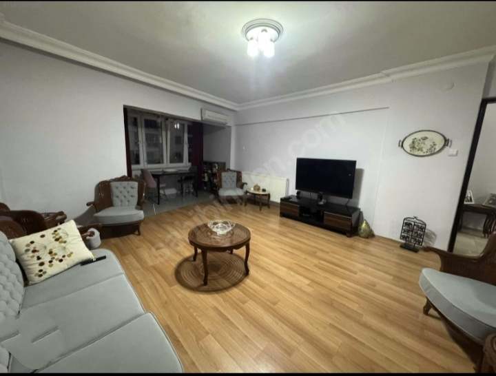 HİKMETOĞLU GAYRİMENKUL'DEN İNÖNÜ CADDESİNDE 3+1  SATILIK DAİRE 
