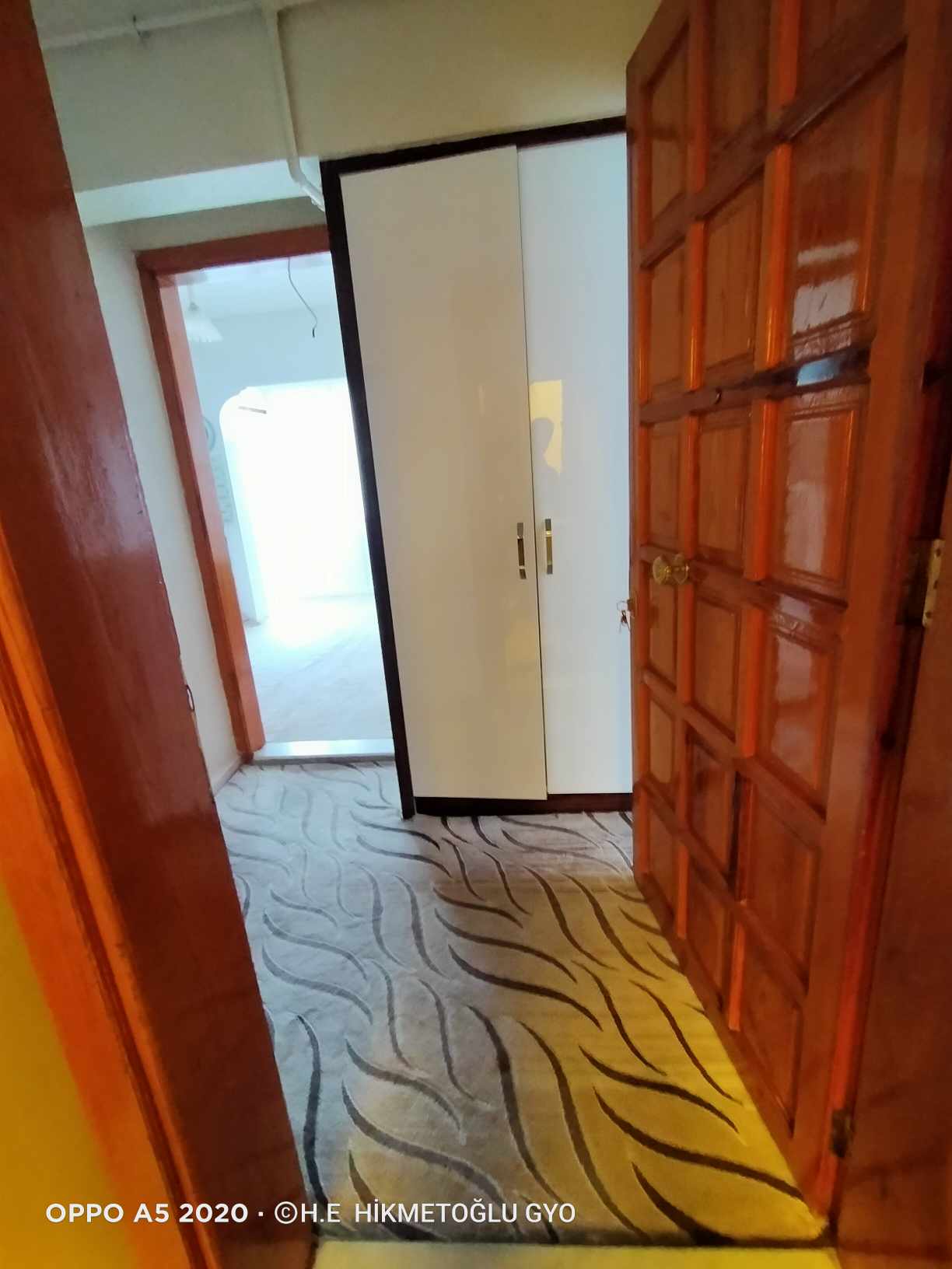 MURATDEDE MAH ESMAHATUN CAMİ KARŞISI SATILIK DAİRE