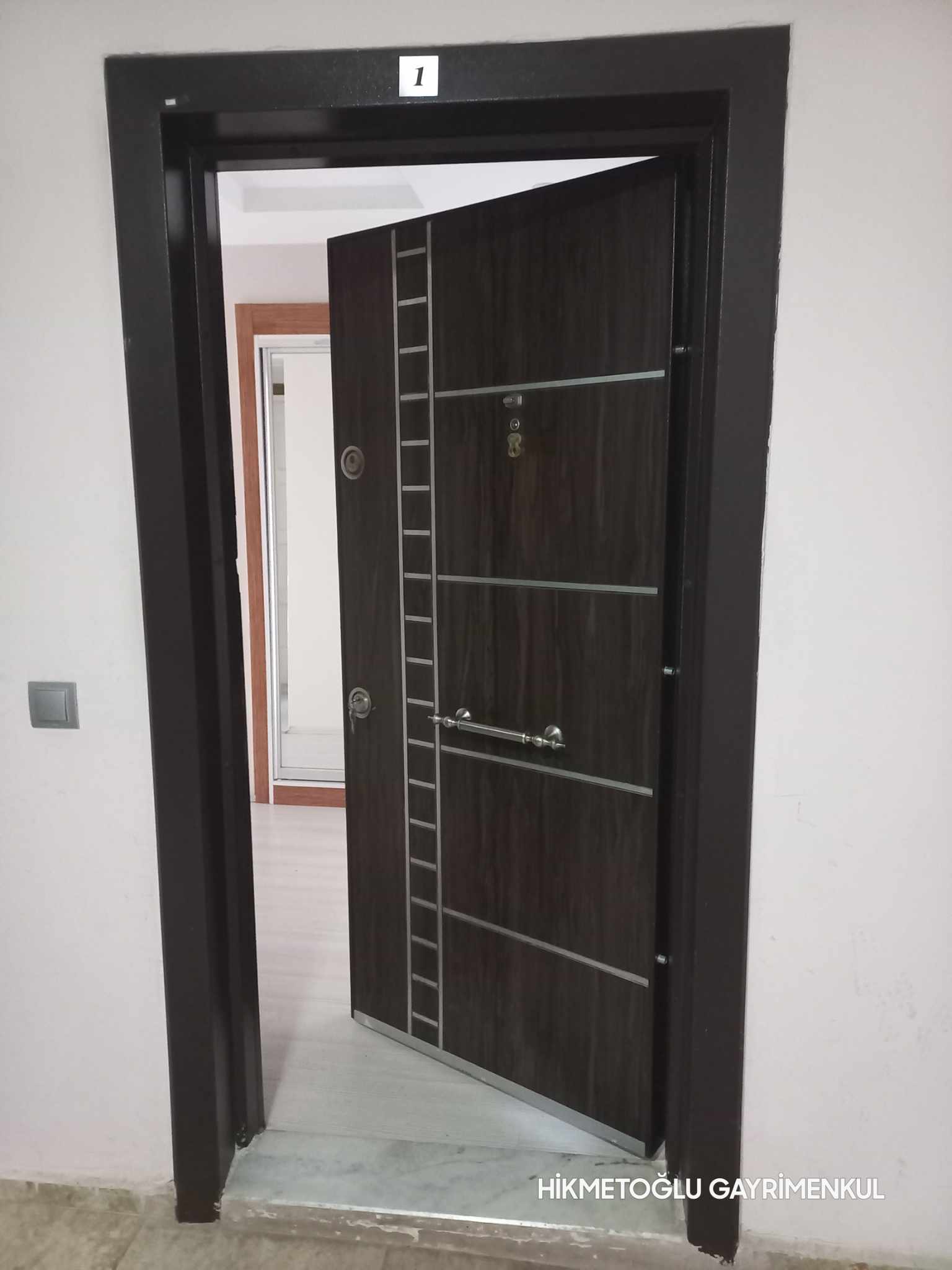 KARAHASANLI MAH NALAN KAYNAK ANADOLU LİSESİ KARŞISI KİRALIK DAİRE 