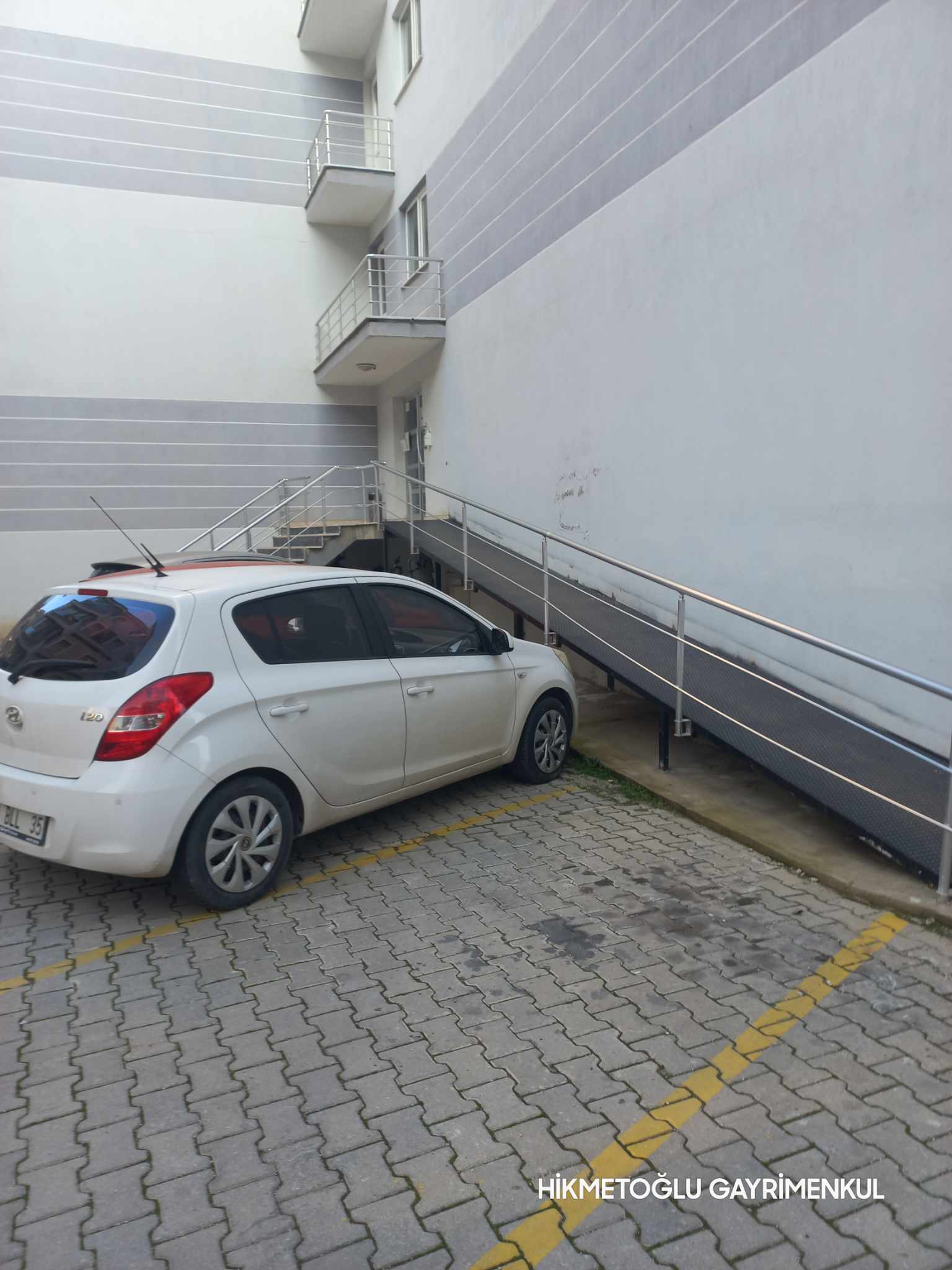 KARAHASANLI MAH NALAN KAYNAK ANADOLU LİSESİ KARŞISI KİRALIK DAİRE 