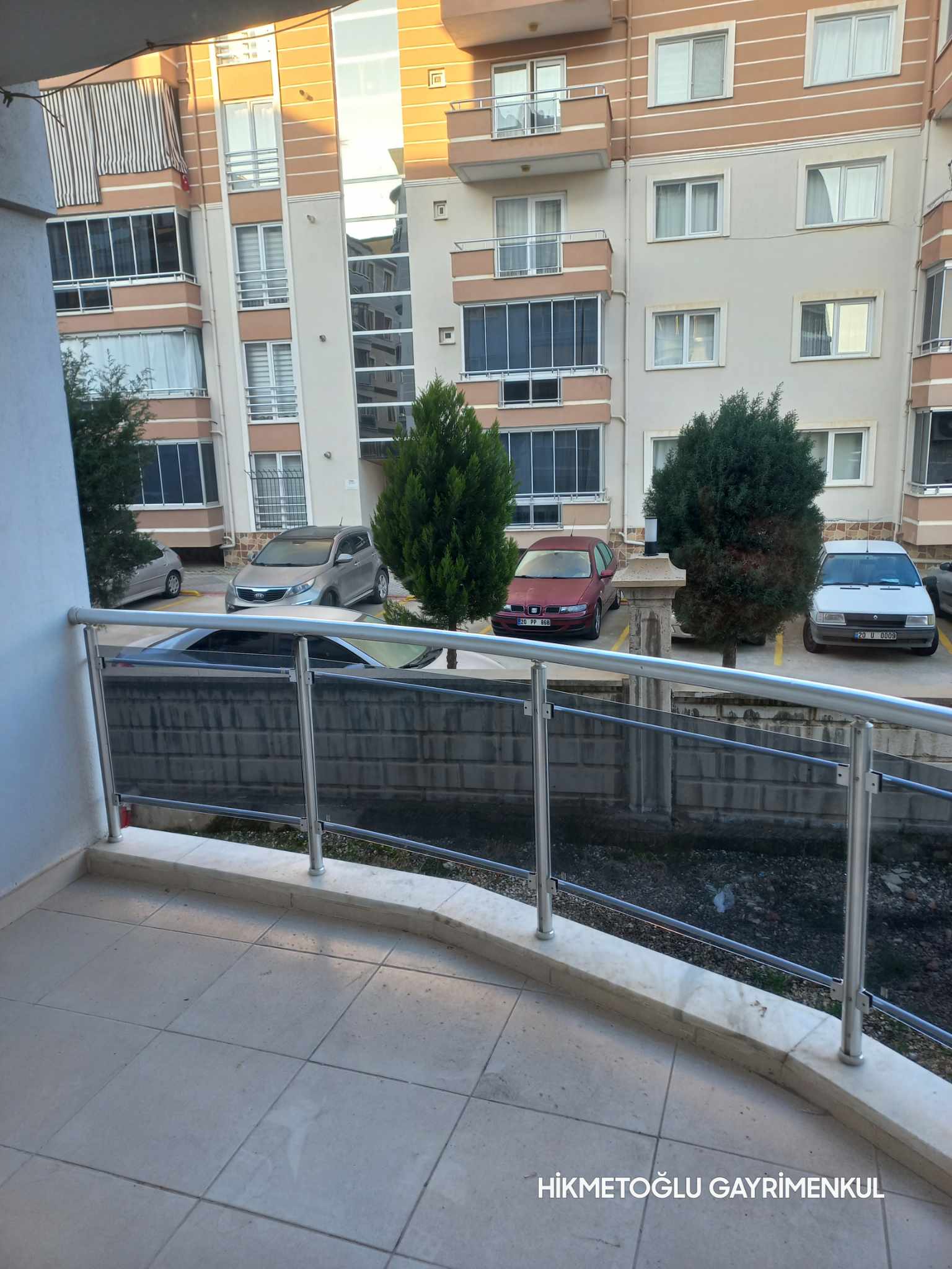 KARAHASANLI MAH NALAN KAYNAK ANADOLU LİSESİ KARŞISI KİRALIK DAİRE 