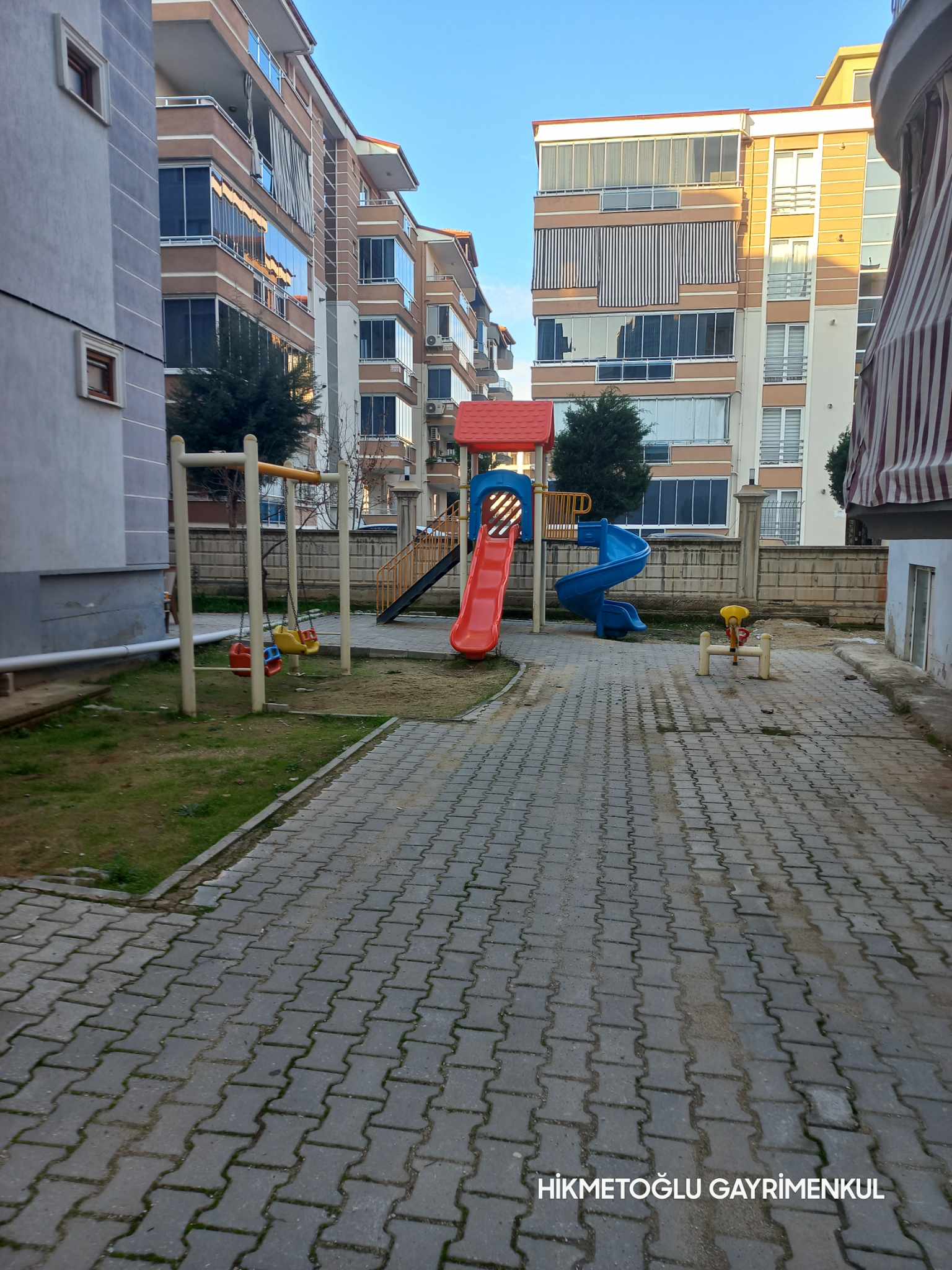 KARAHASANLI MAH NALAN KAYNAK ANADOLU LİSESİ KARŞISI KİRALIK DAİRE 