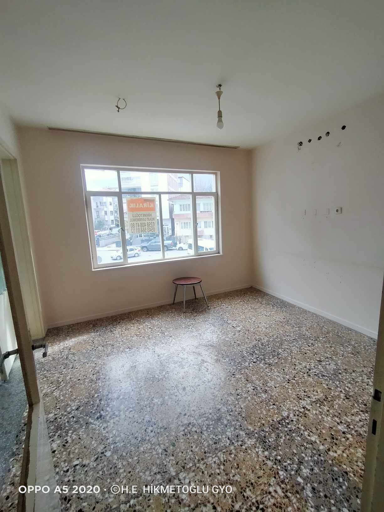 ATALAR MAHALLESİ EMEK CADDESİ ÜZEREİ KİRALIK DAİRE 