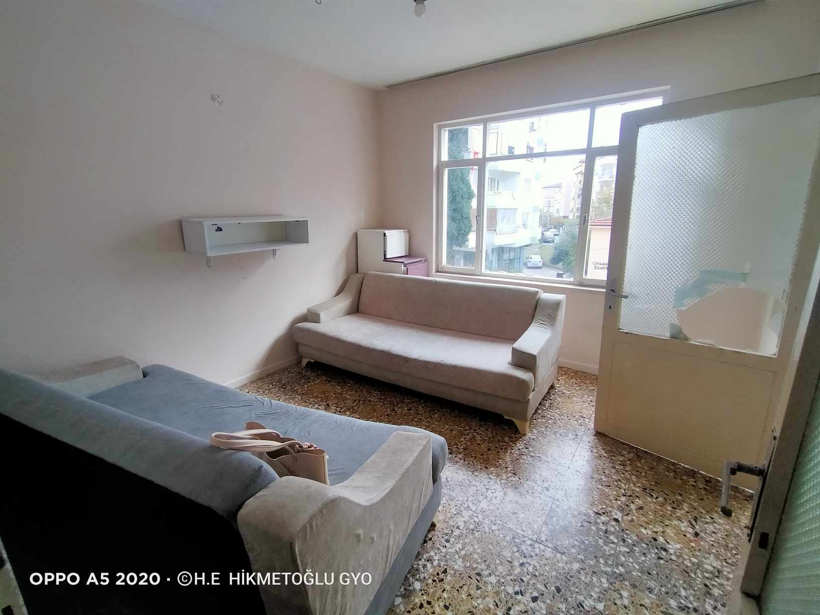 ATALAR MAHALLESİ EMEK CADDESİ ÜZEREİ KİRALIK DAİRE 