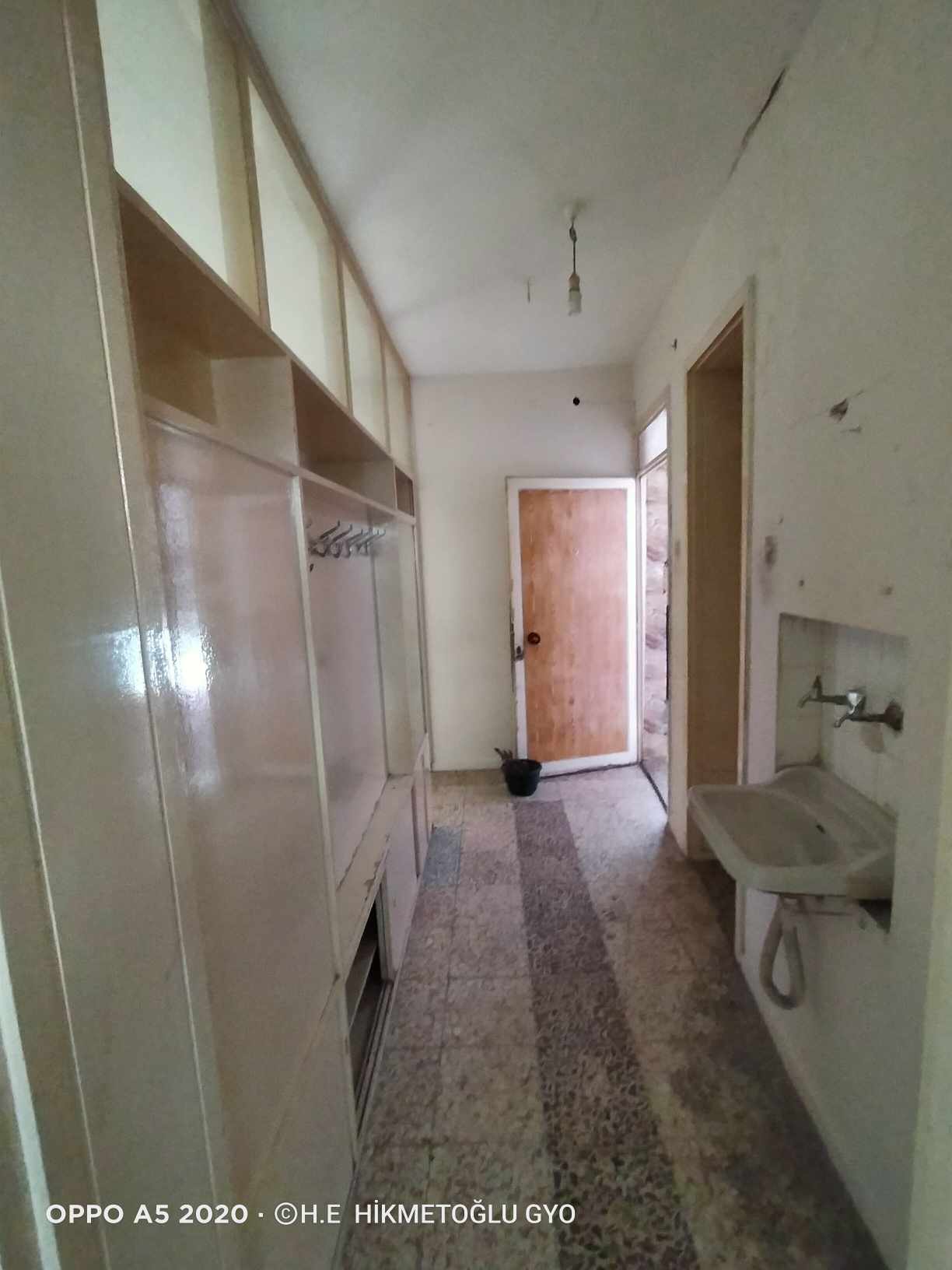 ATALAR MAHALLESİ EMEK CADDESİ ÜZEREİ KİRALIK DAİRE 