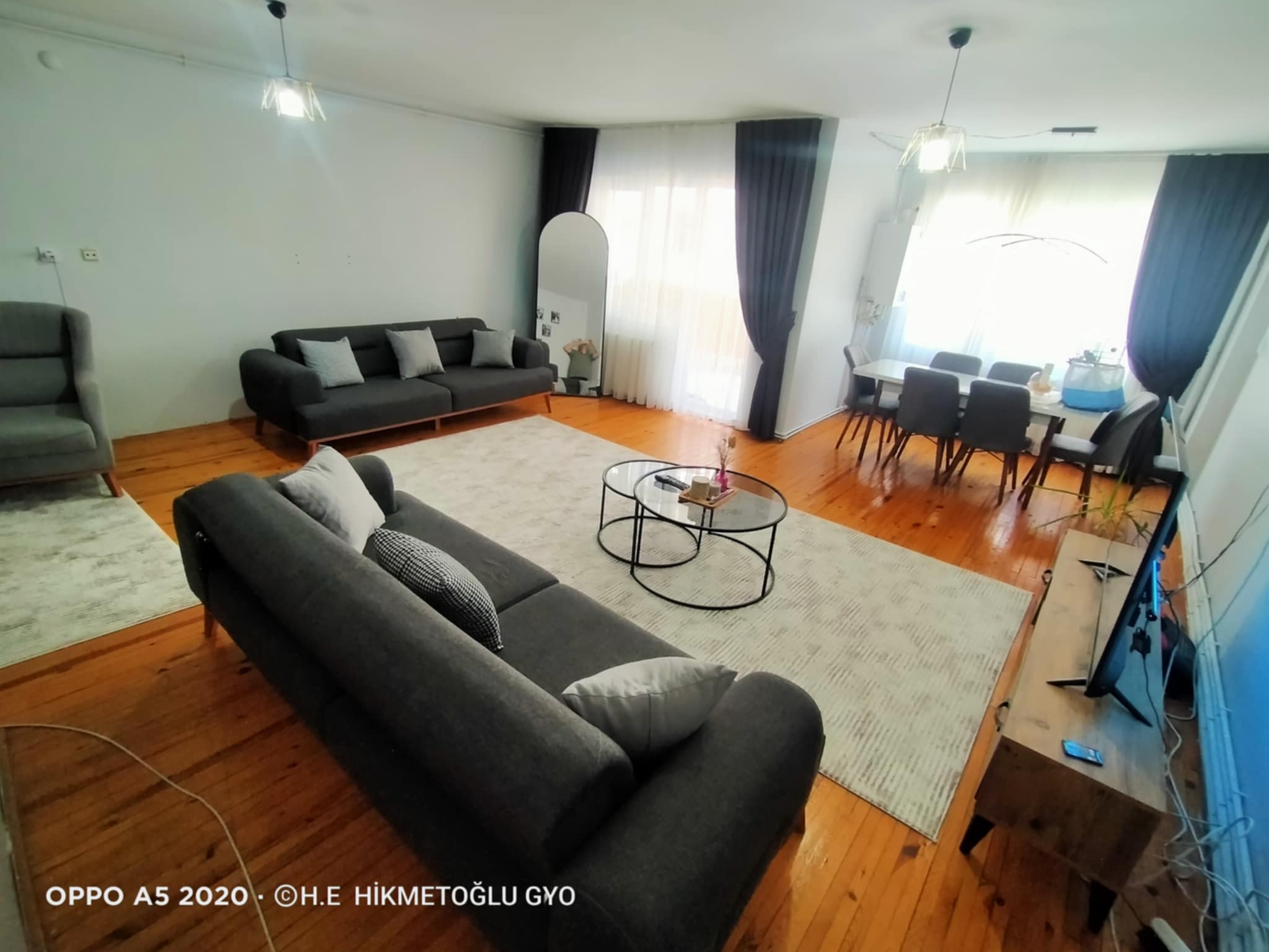 HACIKAPLANLAR MAH. BARIŞ CADDESİNDE SATILIK DAİRE 