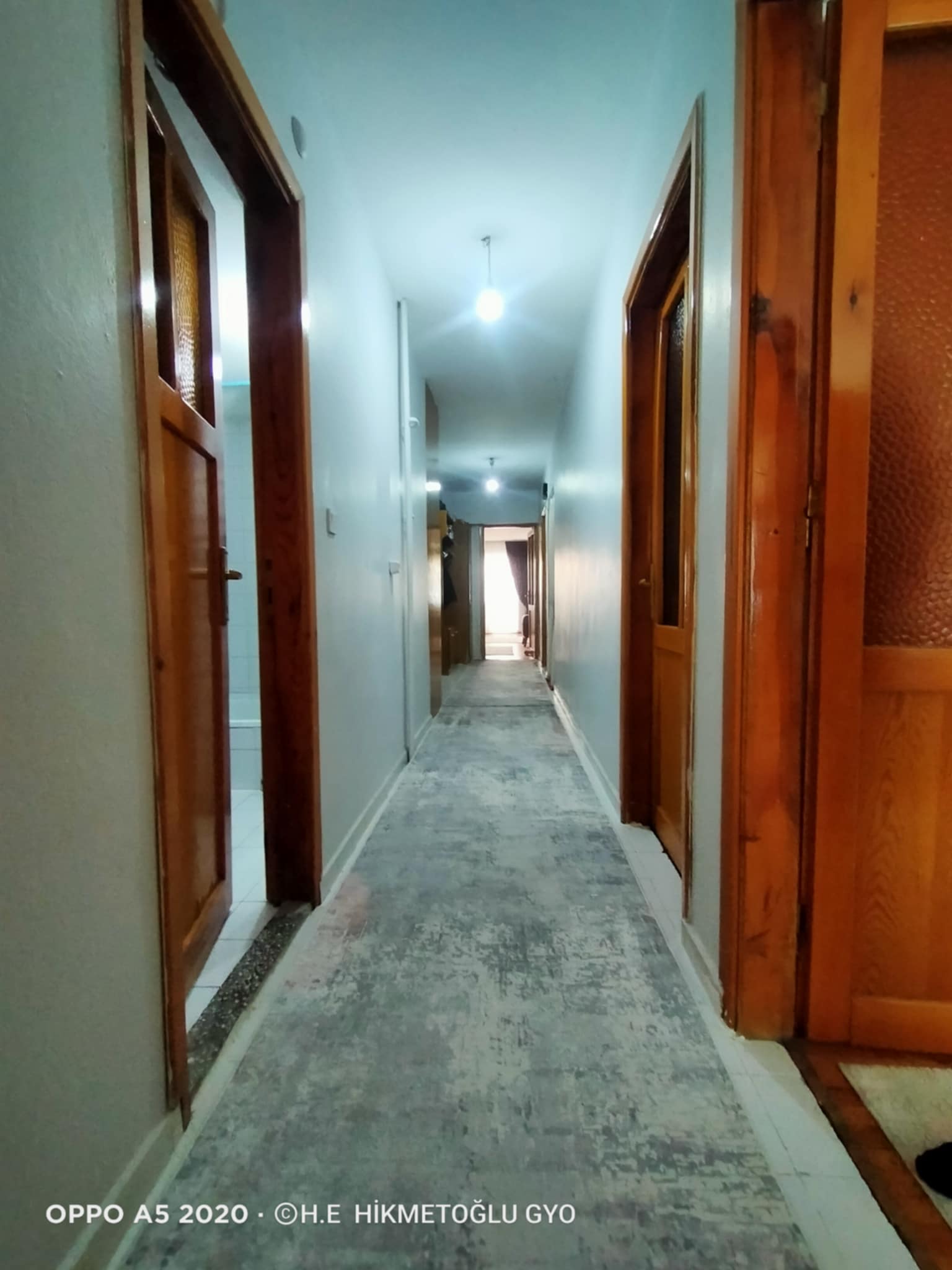 HACIKAPLANLAR MAH. BARIŞ CADDESİNDE SATILIK DAİRE 