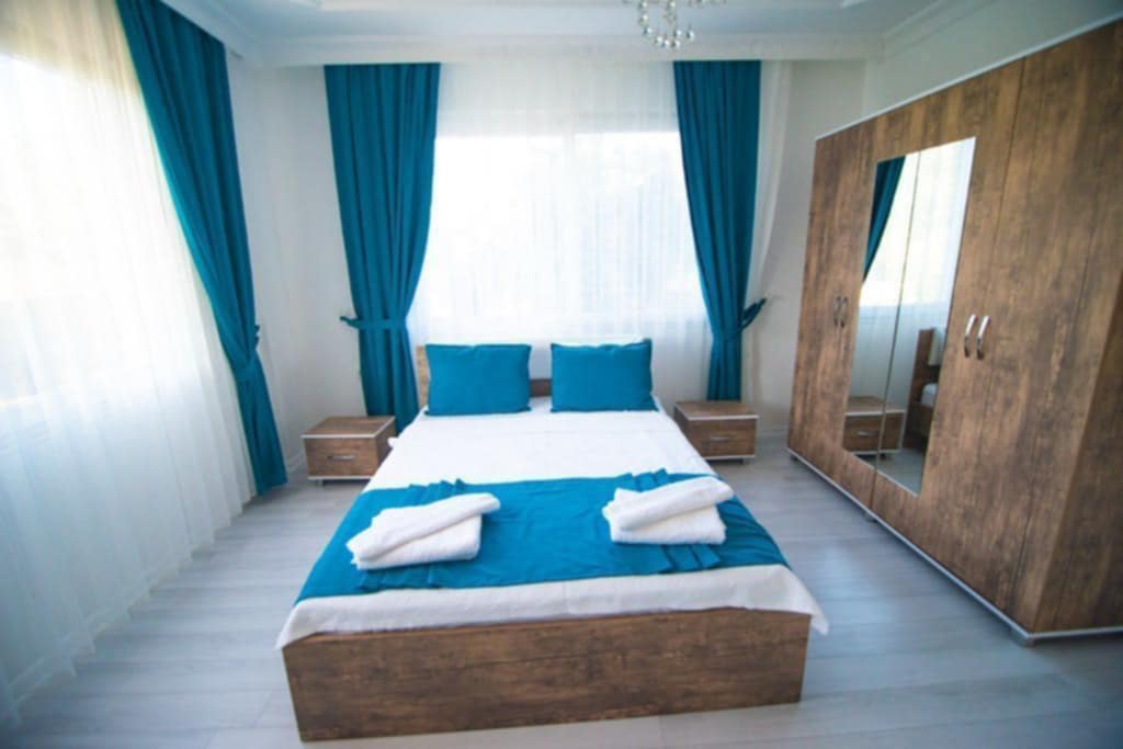 ANTALYA KAŞ  ÇAVDIR MAHALLESİNDE SATILIK LÜKS  HAVUZLU VİLLA 