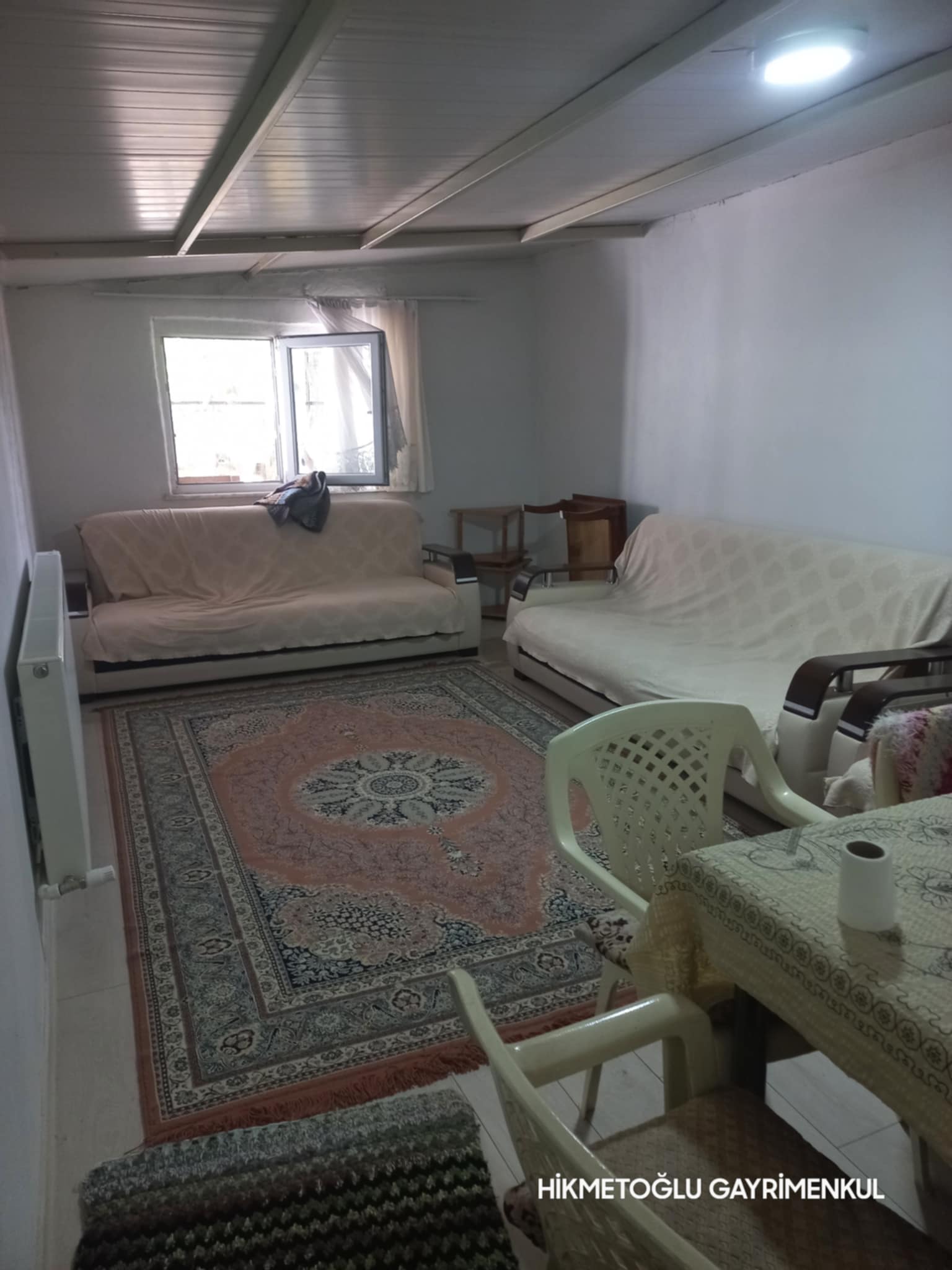 ŞEMİKLER MAH. ALBAYRAK MEYDANI HEMEN ÜSTÜN'DE KİRALIK BAHÇE KATI DAİRE 