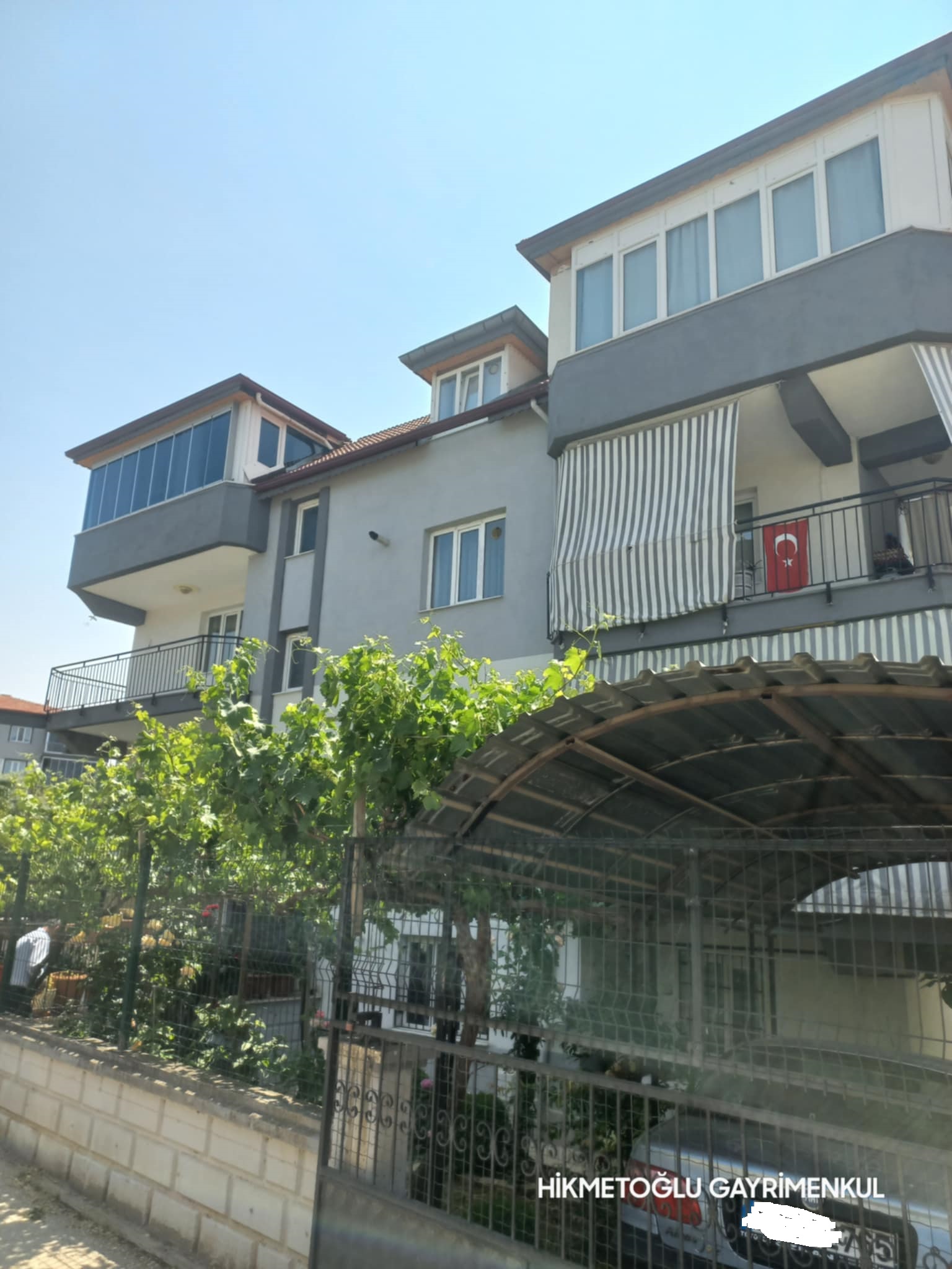 ŞEMİKLER MAH. ALBAYRAK MEYDANI HEMEN ÜSTÜN'DE KİRALIK BAHÇE KATI DAİRE 