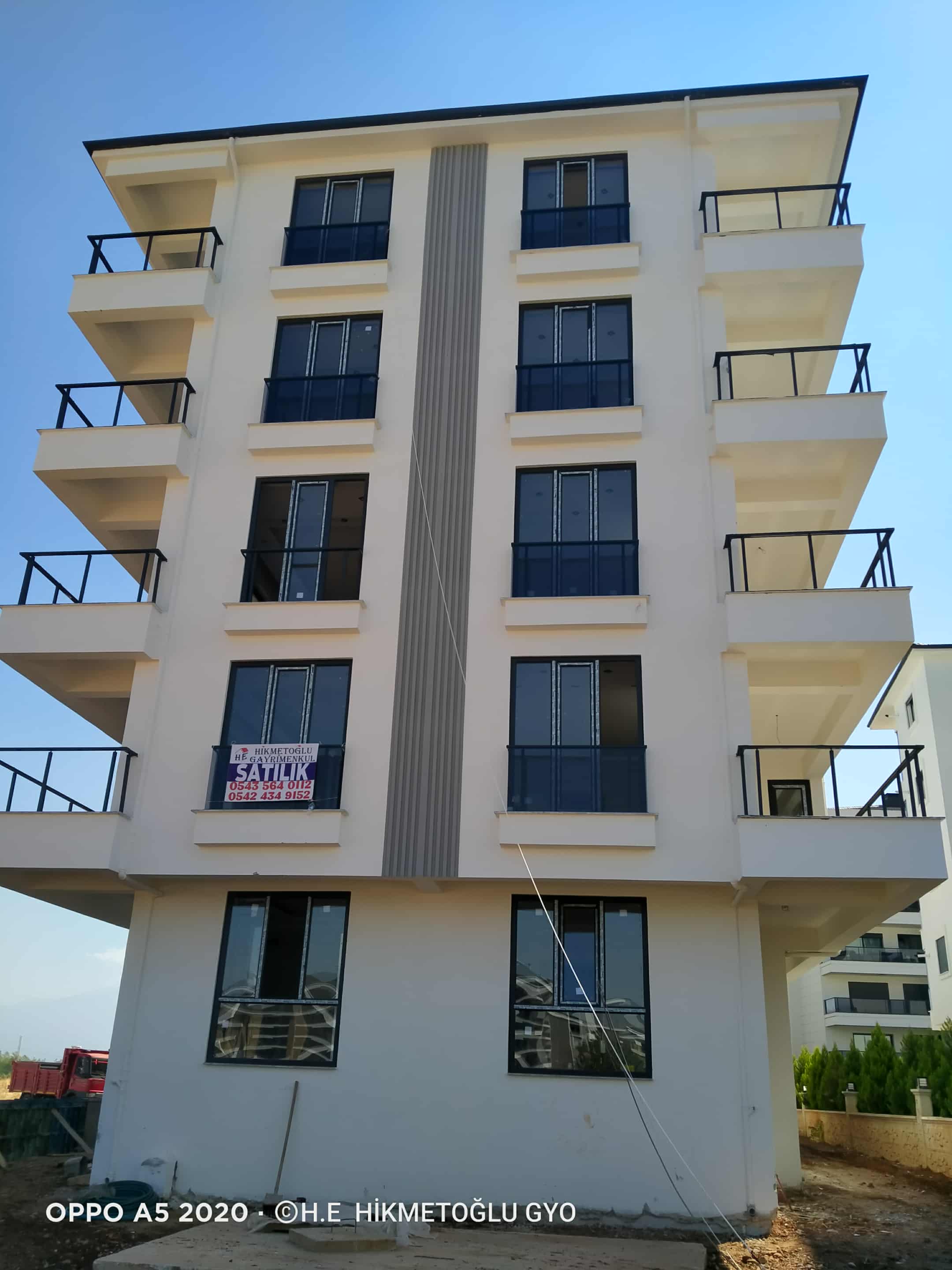 HİKMETOĞLU GAYRİMENKUL'DEN YENİŞAFAK MAH. SATILIK LÜKS DAİRELER