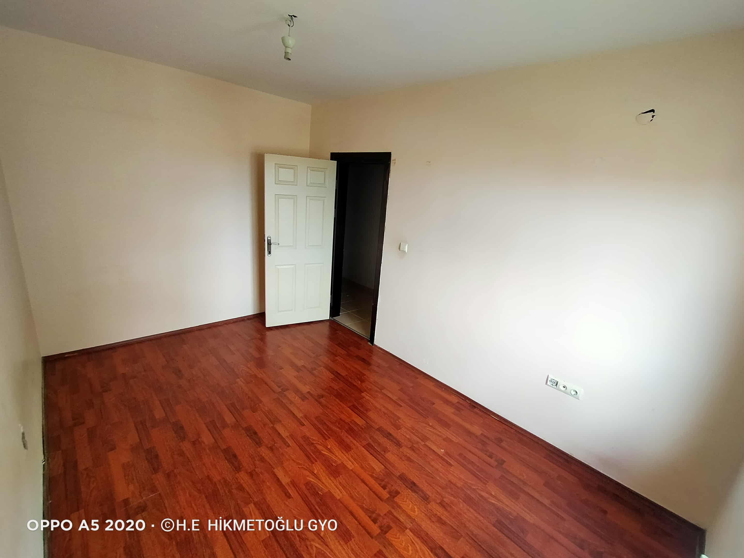 KARAHASANLİ MAHALLESİNDE 800 YIL KONUTLARI  KİRALIK DAİRE 