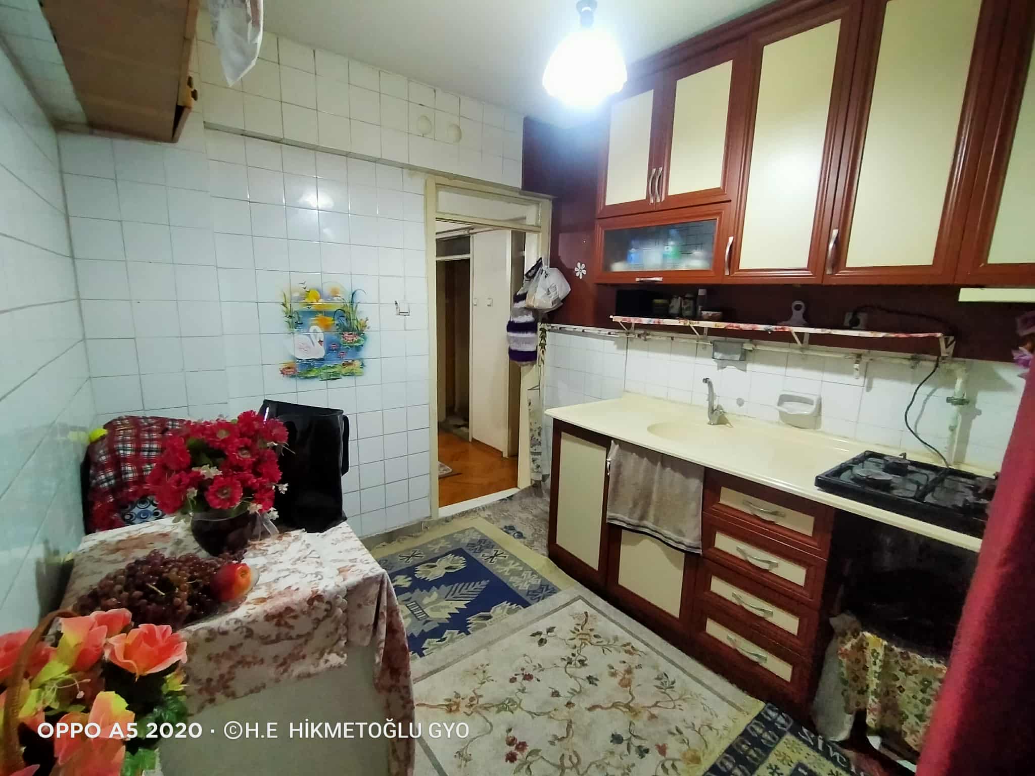 FESLEĞEN MAHALLESİNDE  İSTİKLAL CADDESİNDE SATILIK DAİRE 