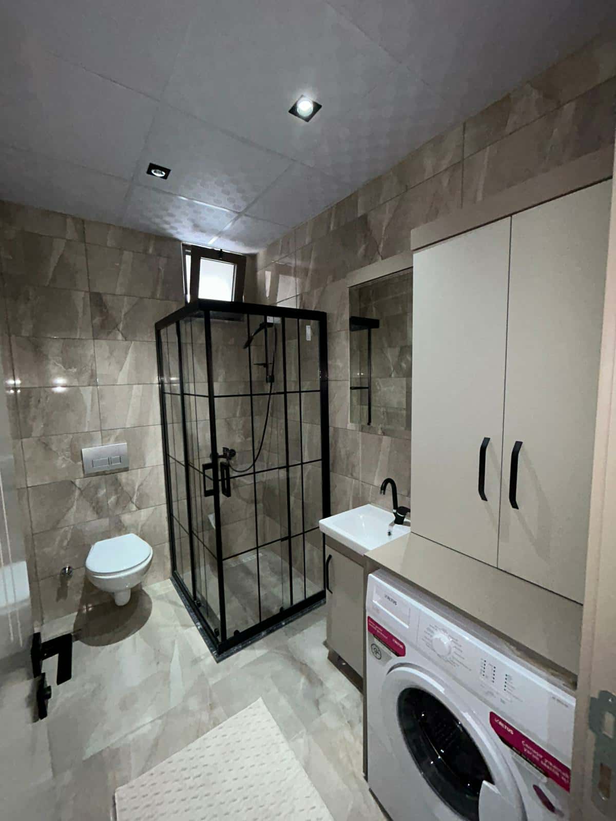 PAMUKKALE ÜNİVERSİTESİ KARŞISINDA KİRALIK 1+1 SIFIR APART