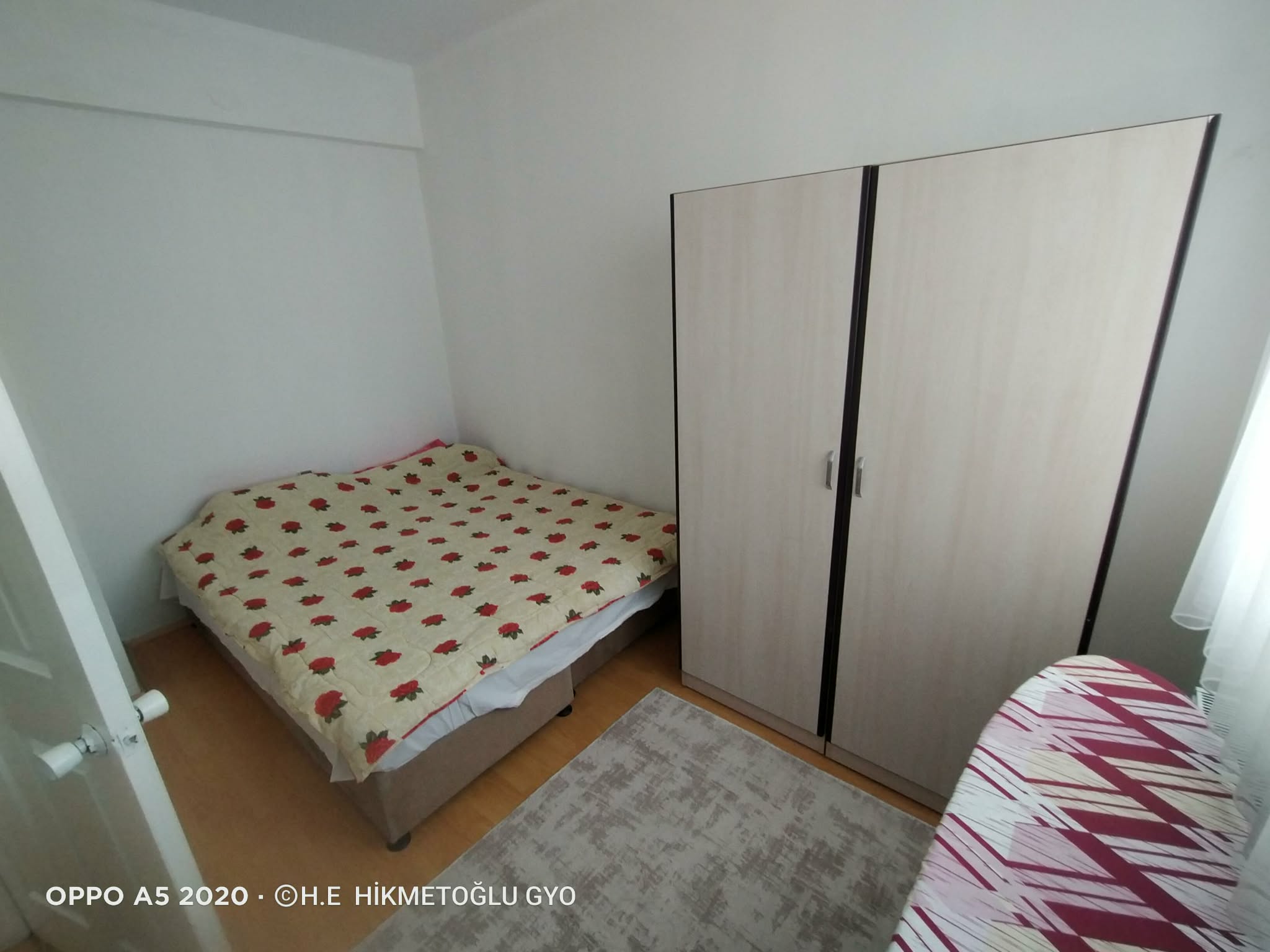 FESLEĞEN MAHALLESİNDE  İSTİKLAL CADDESİNDE SATILIK DAİRE 