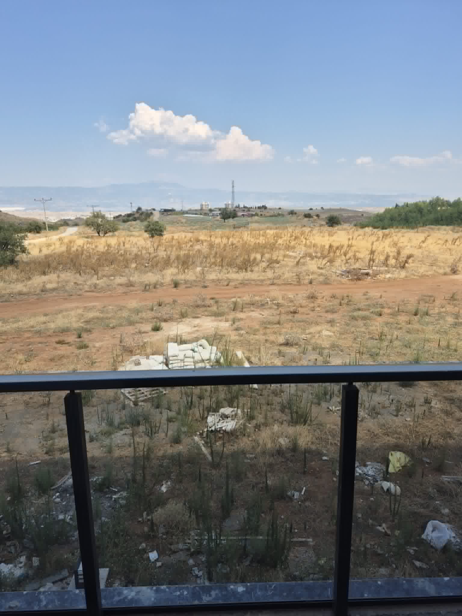 HİKMETOĞLU GAYRİMENKUL'DEN YENİŞAFAK MAH. SATILIK LÜKS DAİRELER